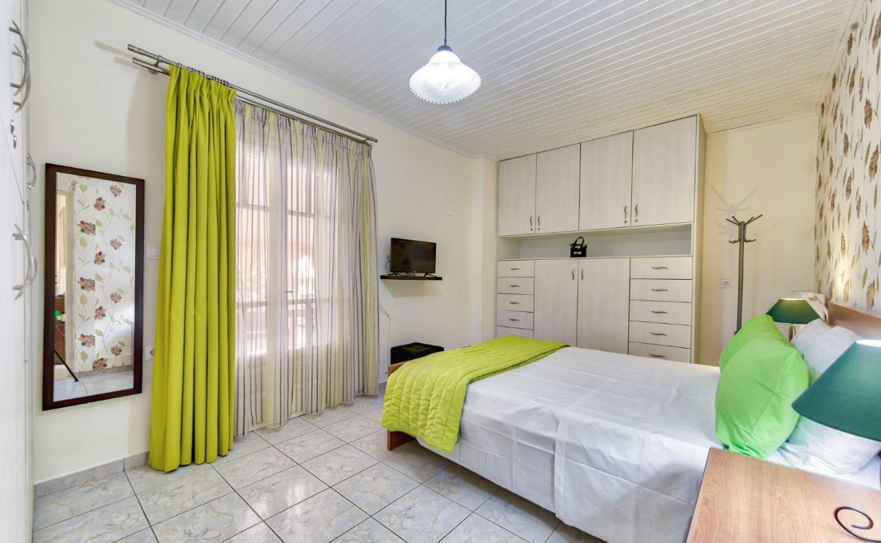 Ina Apartment Kalamákion Eksteriør bilde